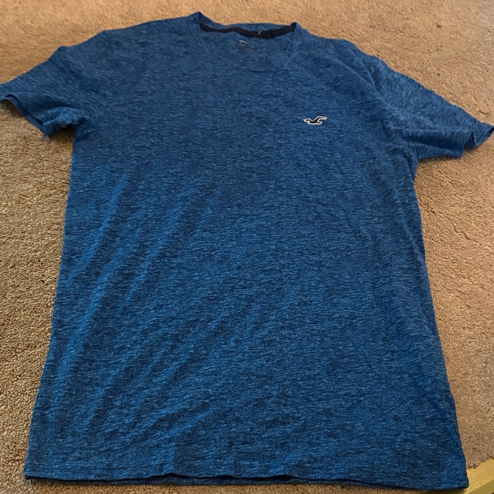 Hollister Men's Heathered Blue Tee